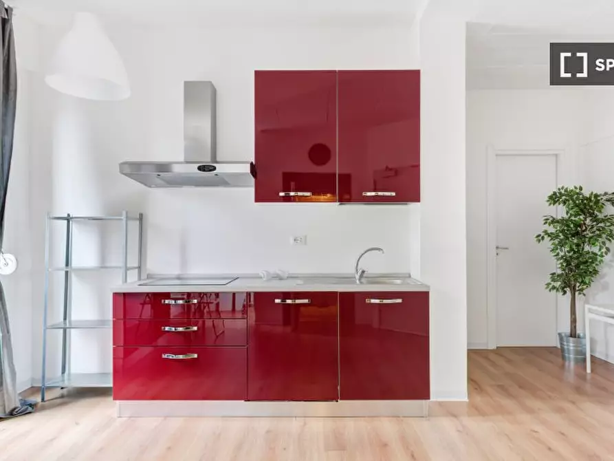 Immagine 11 di Camera condivisa in affitto  in Via Stromboli a Milano