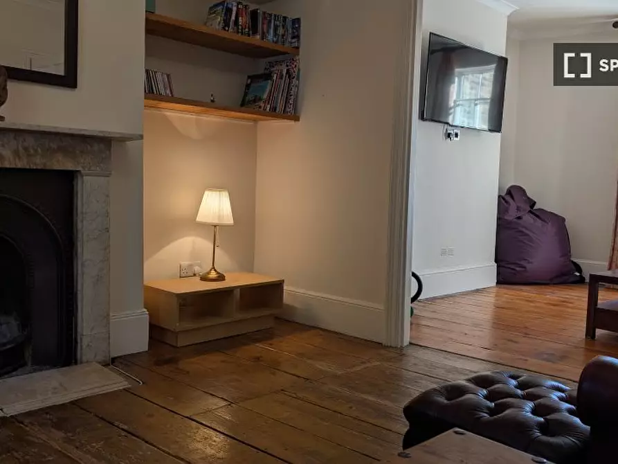 Immagine 14 di Appartamento in affitto  in Hillreach a Eltham