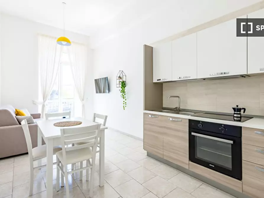 Immagine 4 di Appartamento in affitto  in Corso Meridionale a Napoli