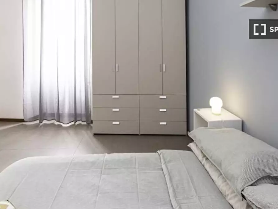 Immagine 1 di Camera condivisa in affitto  in Via Giuseppe Meda a Milano