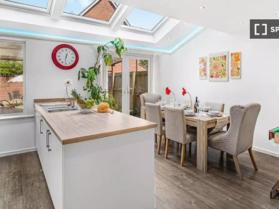 Immagine 2 di Appartamento in affitto  in Meadow Rd a 