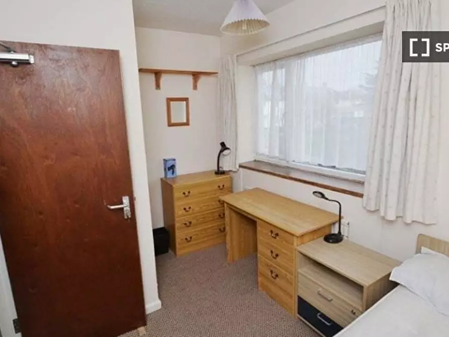 Immagine 8 di Camera condivisa in affitto  in Rivergreen a Clifton