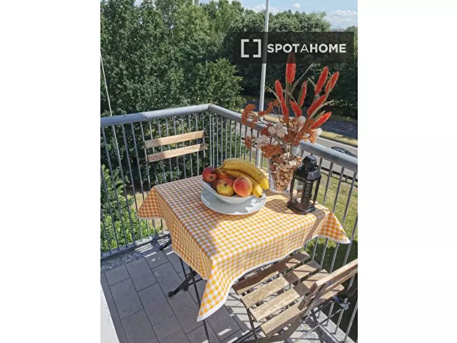 Immagine 1 di Camera condivisa in affitto  in Via Vittorio Scialoia a Milano