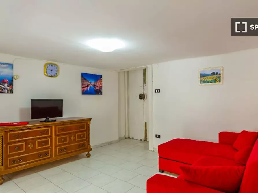 Immagine 1 di Appartamento in affitto  in Via Domenico Cirillo a Napoli