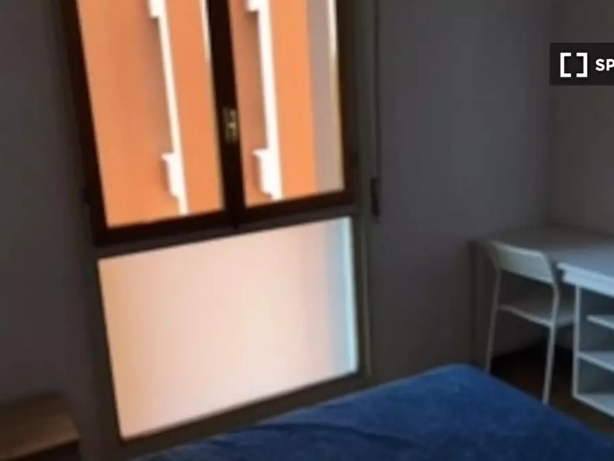 Immagine 18 di Camera condivisa in affitto  in Via San Donato a Bologna