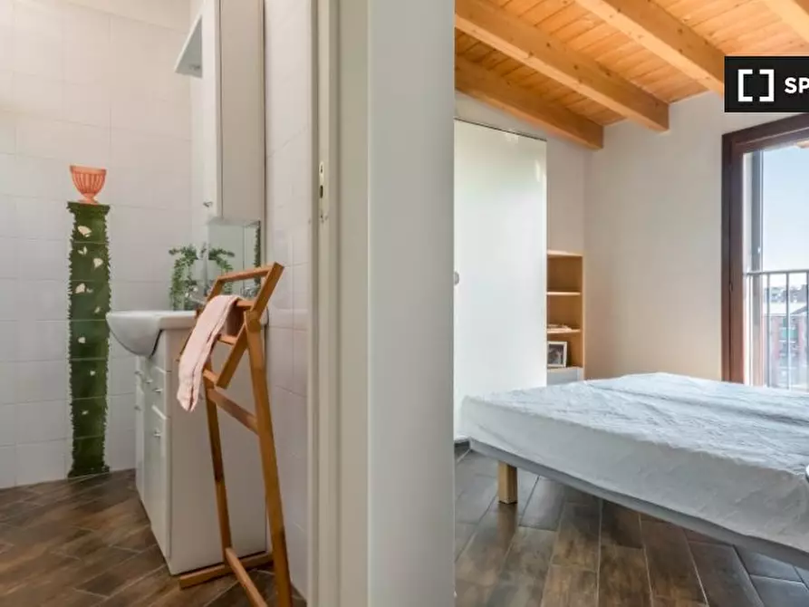 Immagine 14 di Appartamento in affitto  in Via Giovanni Pezzotti a Milano