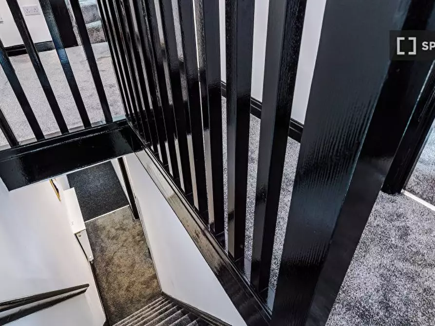 Immagine 14 di Appartamento in affitto  in Alpha St a 