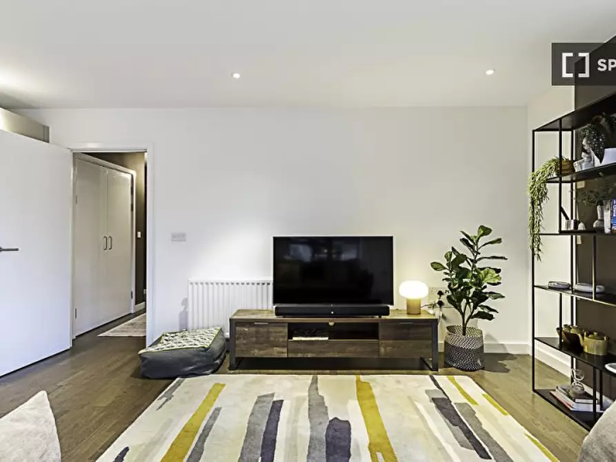 Immagine 12 di Appartamento in affitto  in Cicely Williams Court a Poplar