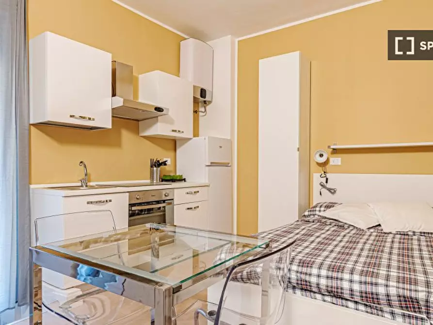 Immagine 4 di Ufficio in affitto  in Via Luciano Manara a Milano