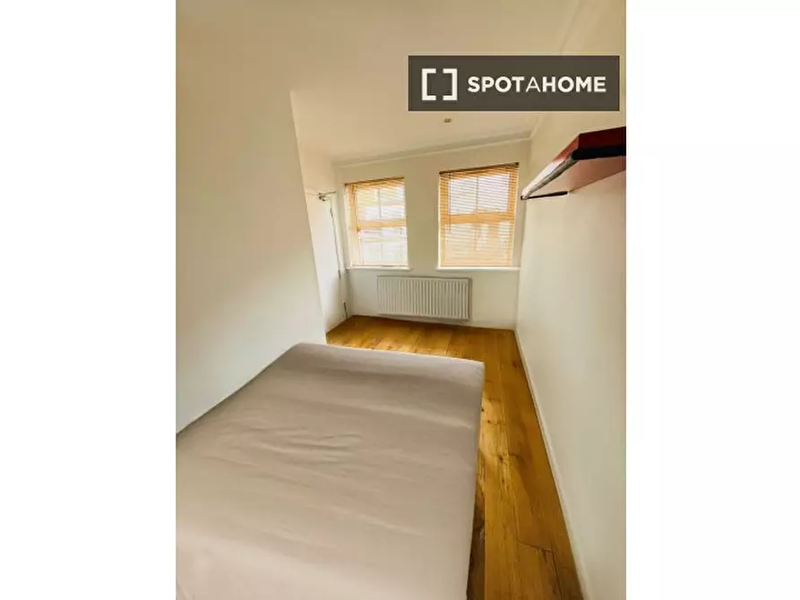 Immagine 15 di Camera condivisa in affitto  in Railton Road a Camberwell