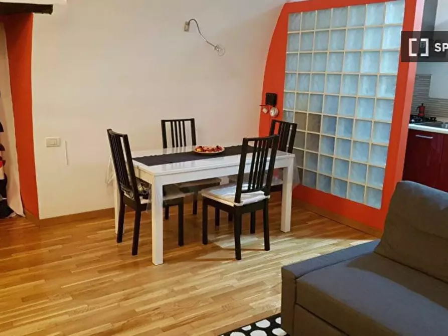 Immagine 2 di Appartamento in affitto  in V. Salvator Rosa a Napoli