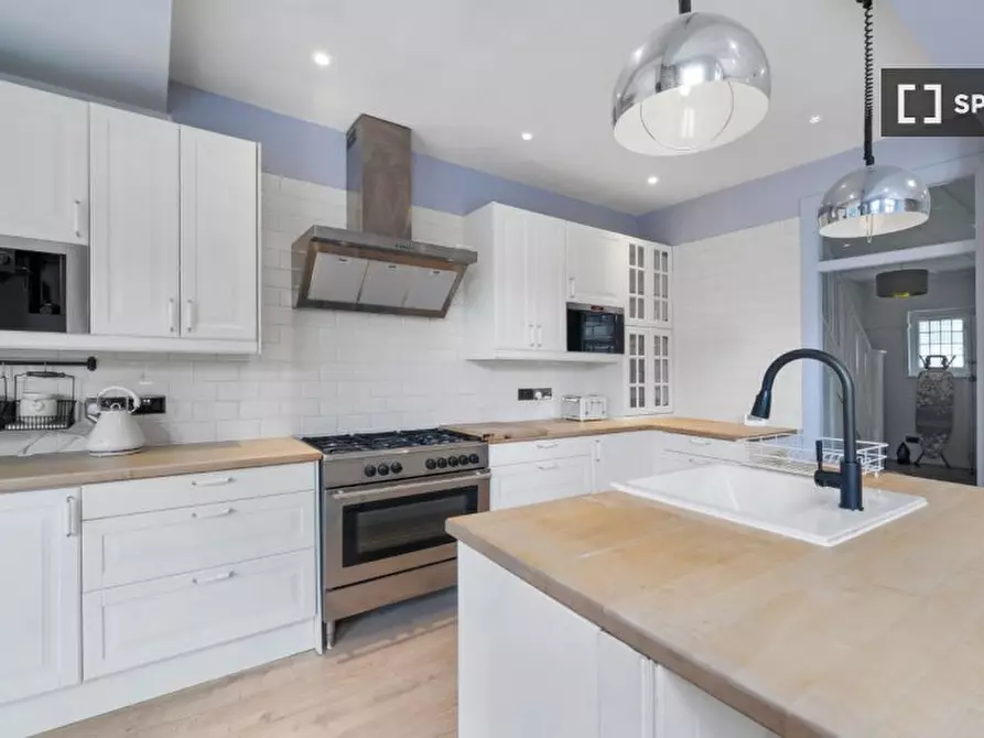 Immagine 7 di Appartamento in affitto  in Mount Ephraim Ln a Lambeth