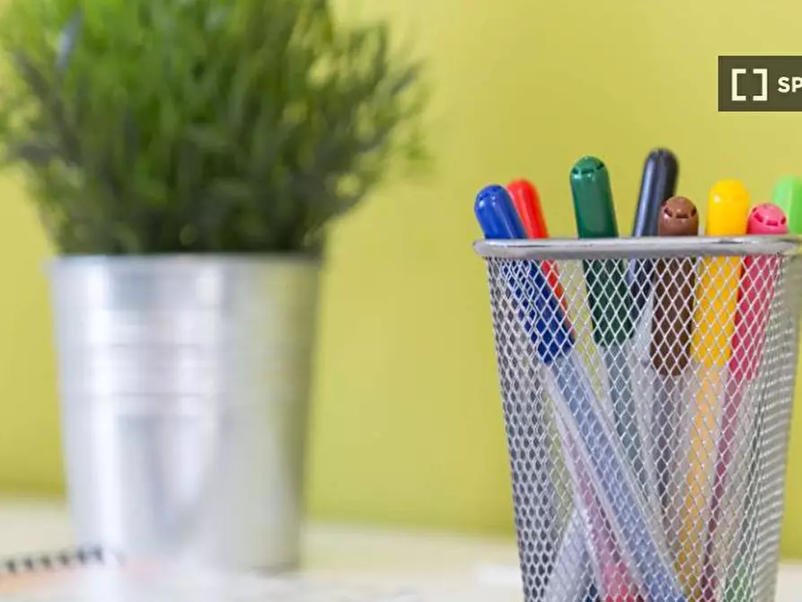 Immagine 1 di Camera condivisa in affitto  in Via dei Mandorli Milan a Monza