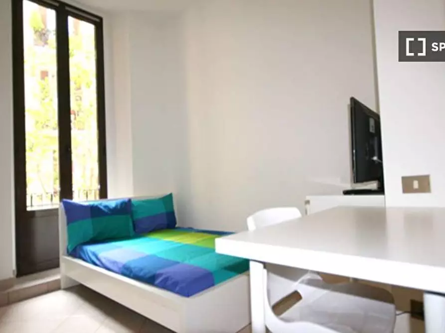 Immagine 2 di Camera condivisa in affitto  in Via Augusto Anfossi a Milano