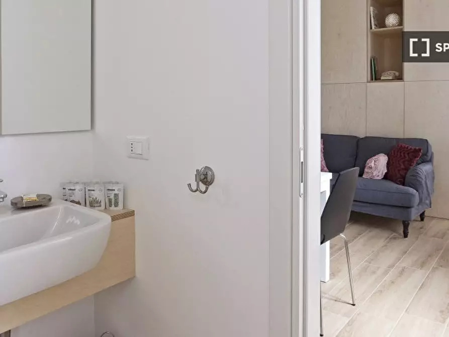 Immagine 15 di Appartamento in affitto  in Via Caretto a Milano