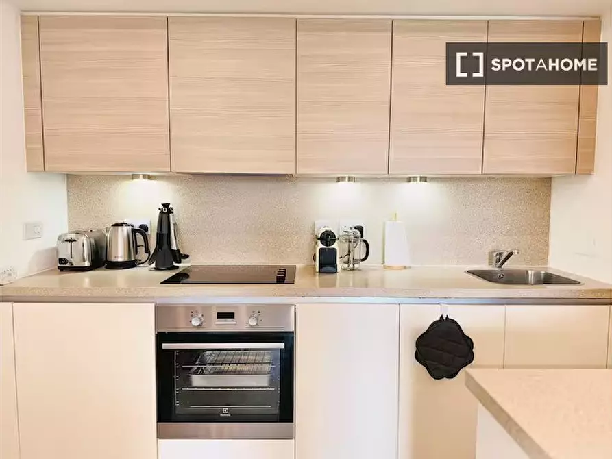 Immagine 14 di Appartamento in affitto  in Shearwater Dr a Brent
