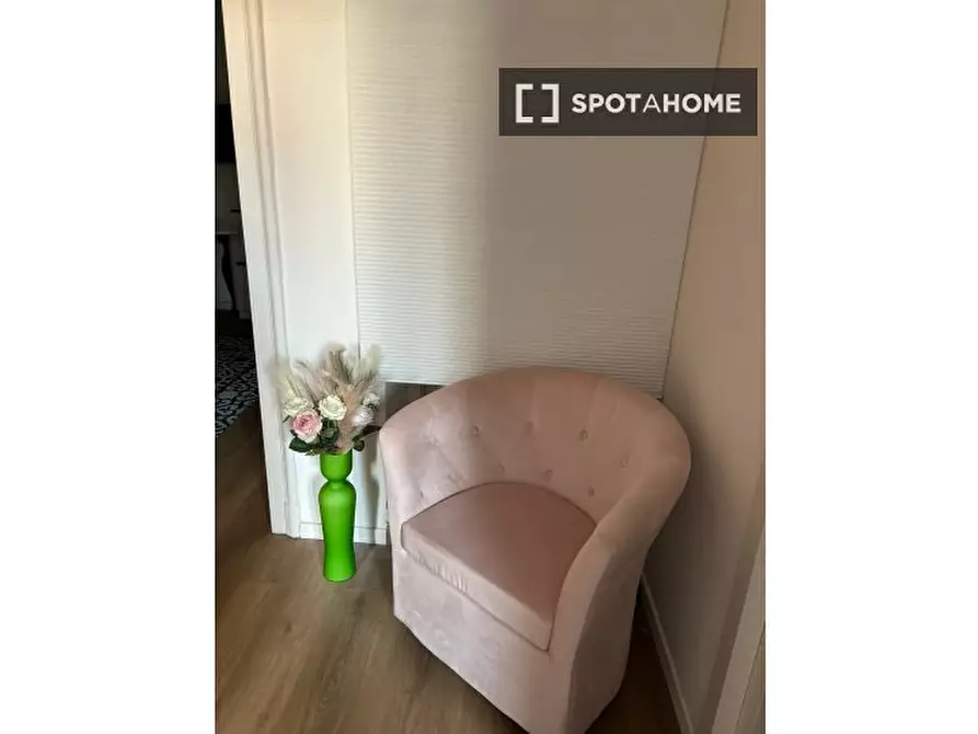 Immagine 13 di Appartamento in affitto  in Via Giulio e Corrado Venini a Milano