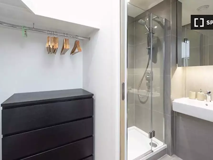Immagine 12 di Appartamento in affitto  in flat a Greenwich