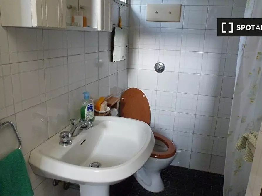 Immagine 3 di Camera condivisa in affitto  in Via Luigi Mascherpa a Padova