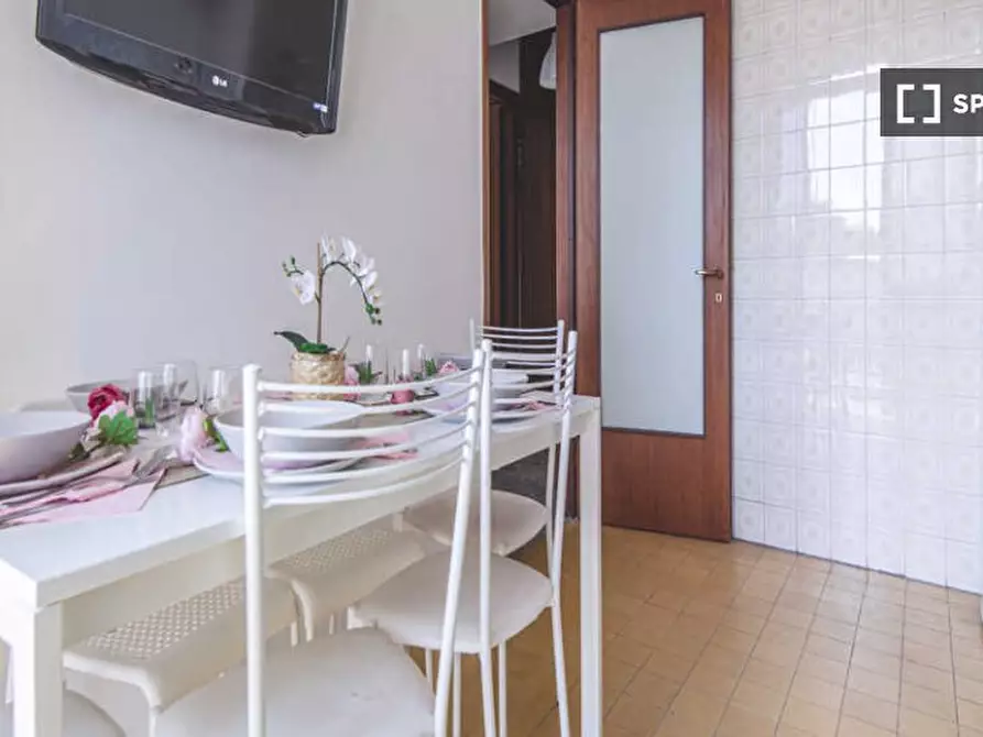 Immagine 17 di Camera condivisa in affitto  in Viale San Gimignano a Milano