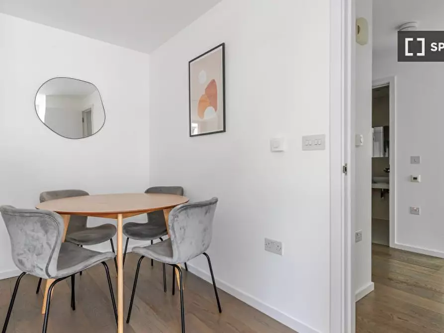 Immagine 7 di Appartamento in affitto  in Central St a Islington