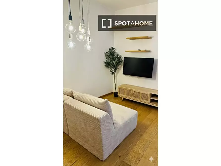 Immagine 10 di Appartamento in affitto  in Viale Marche a Milano