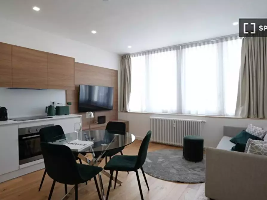 Immagine 1 di Appartamento in affitto  in Via Francesco Daverio a Milano