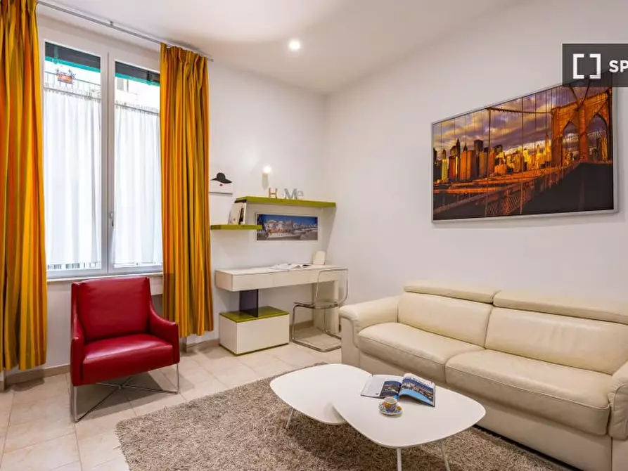 Immagine 1 di Appartamento in affitto  in Corso Umberto I a Napoli