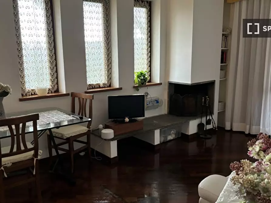 Immagine 10 di Appartamento in affitto  in Via Franco Briolini a Roma