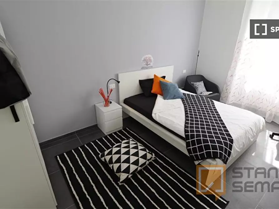 Immagine 4 di Camera condivisa in affitto  in Corso Peschiera a Torino