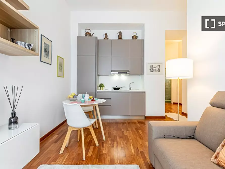 Immagine 6 di Appartamento in affitto  in Piazza Caiazzo a Milano