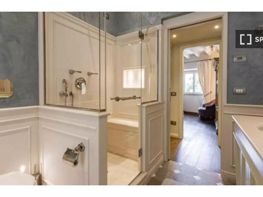 Immagine 17 di Appartamento in affitto  in Costa dei Magnoli a Firenze