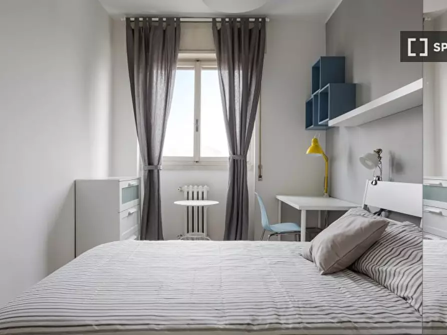 Immagine 3 di Camera condivisa in affitto  in Via Federico Engels a Milano