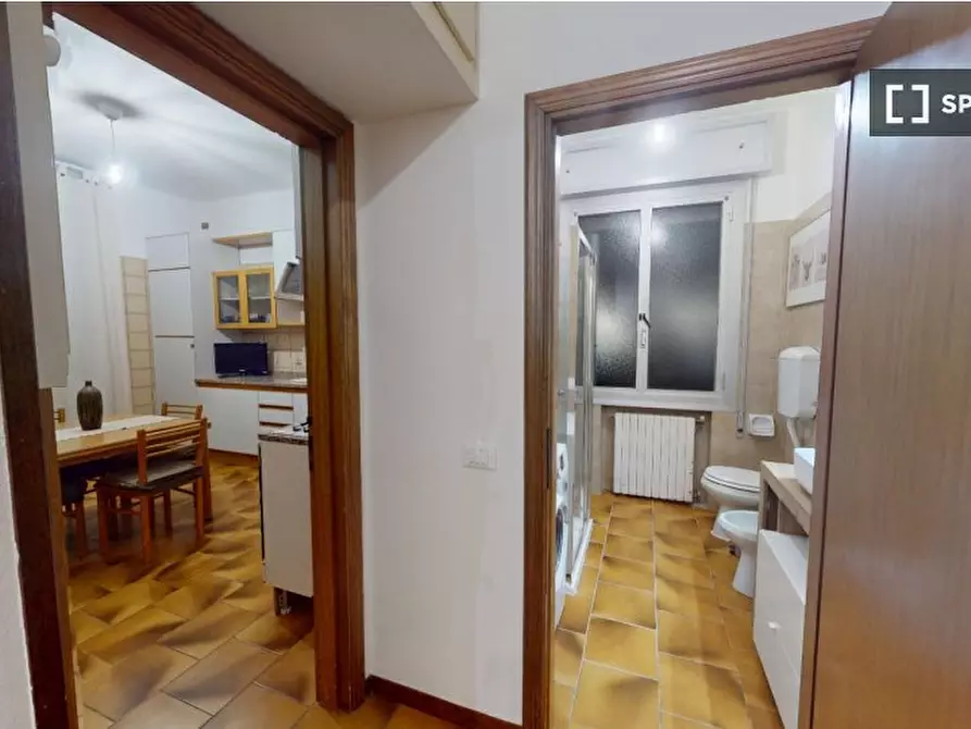 Immagine 15 di Camera condivisa in affitto  in Via Abruzzo a Bologna