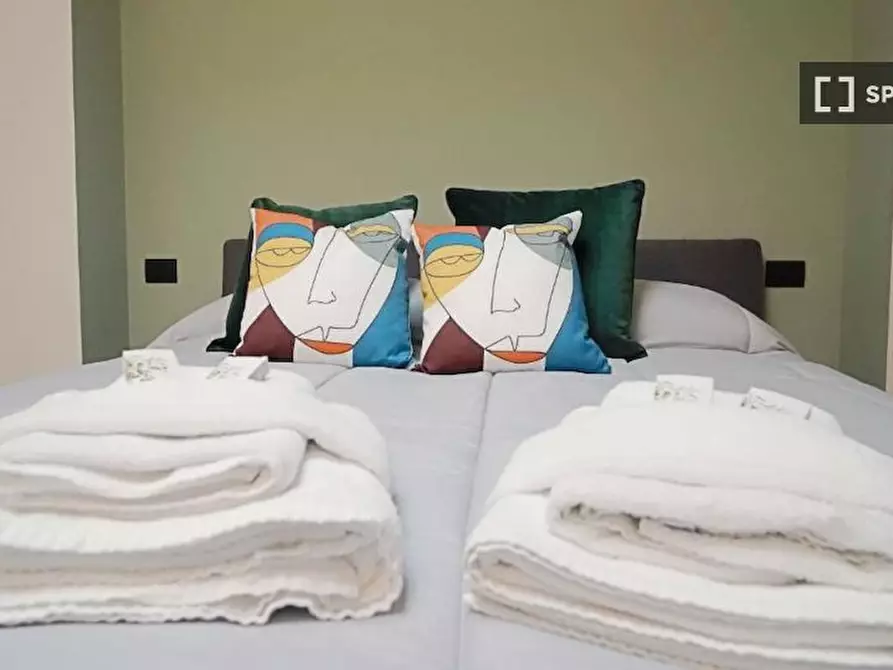 Immagine 2 di Camera condivisa in affitto  in Via Giuseppe Candiani a Milano