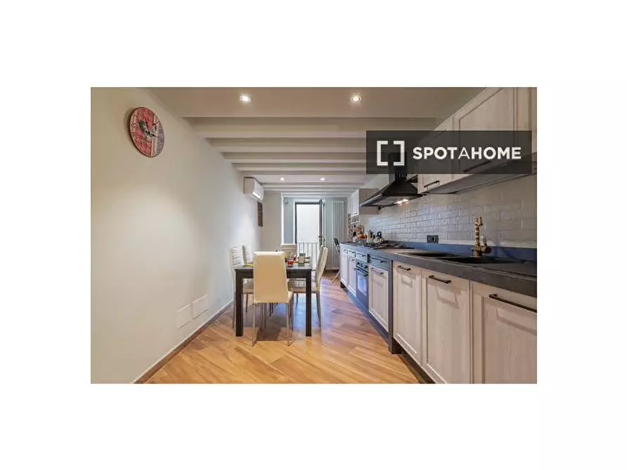 Immagine 10 di Appartamento in affitto  in Via S. Gallo a Firenze