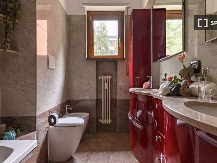 Immagine 6 di Camera condivisa in affitto  in Via Ippodromo Milan a Milano