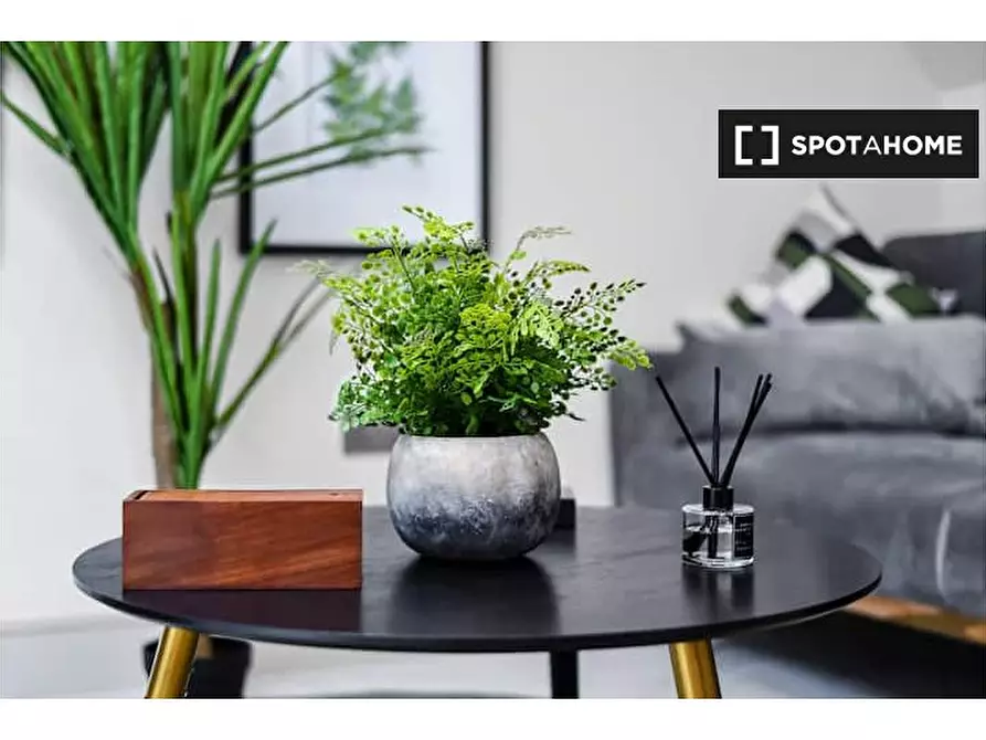 Immagine 9 di Appartamento in affitto  in Flat Goldman House - 122 Wembley Park drive HA9 8HP a Brent