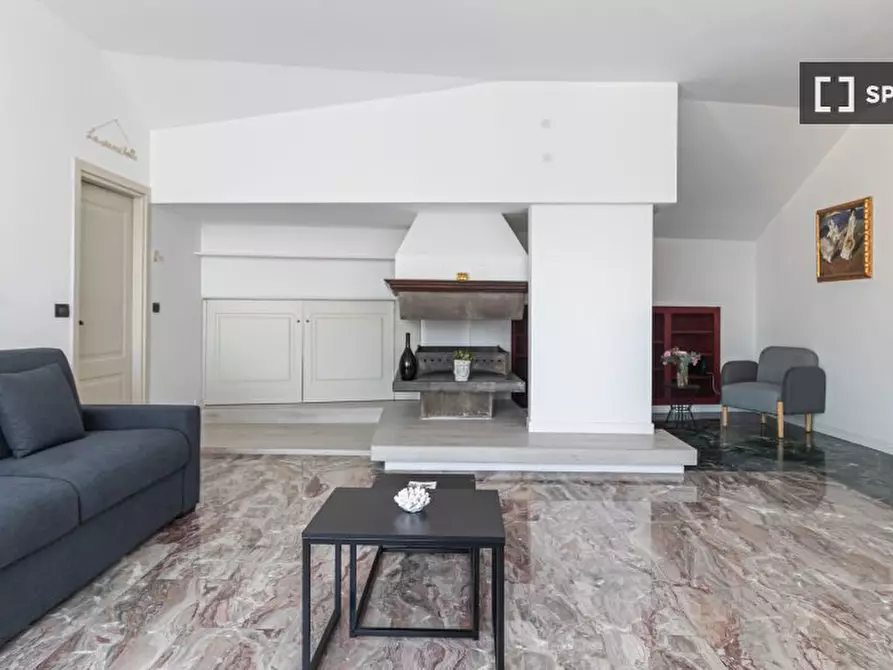 Immagine 8 di Appartamento in affitto  in Piazza Sant'Ambrogio a Milano