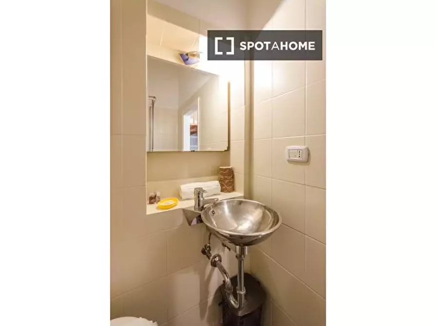 Immagine 16 di Ufficio in affitto  in Via Sant'Apollonia a Bologna