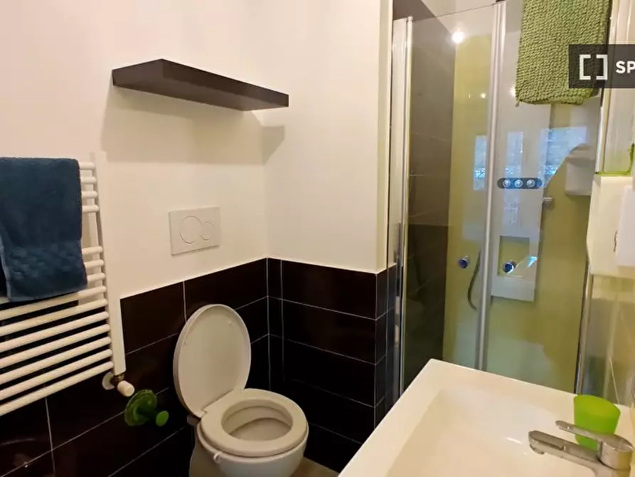 Immagine 13 di Camera condivisa in affitto  in Via Montebruno a Roma