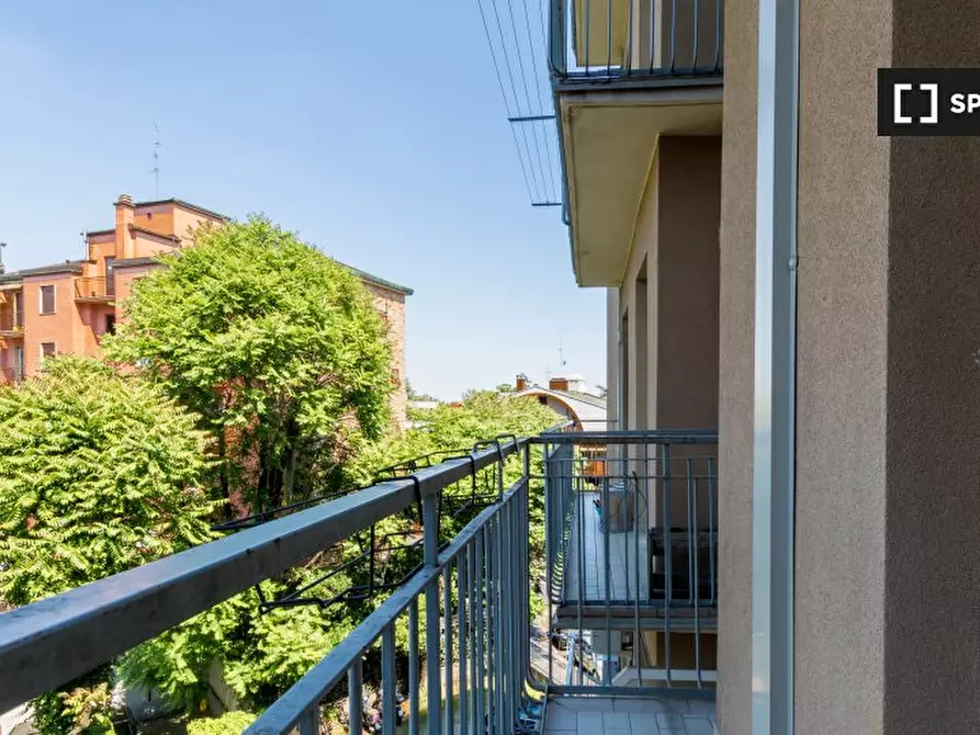 Immagine 4 di Camera condivisa in affitto  in Via Intra a Milano