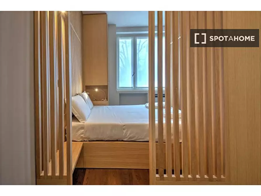 Immagine 3 di Ufficio in affitto  in Viale Vittorio Veneto a Milano