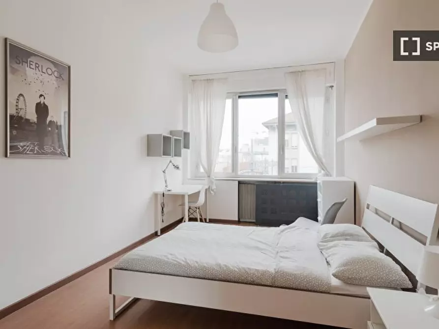 Immagine 2 di Camera condivisa in affitto  in Via Ernesto Breda a Milano