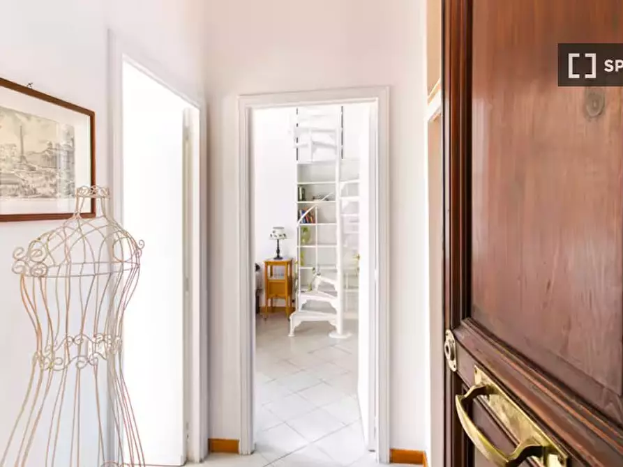 Immagine 10 di Appartamento in affitto  in Via degli Scipioni a Roma