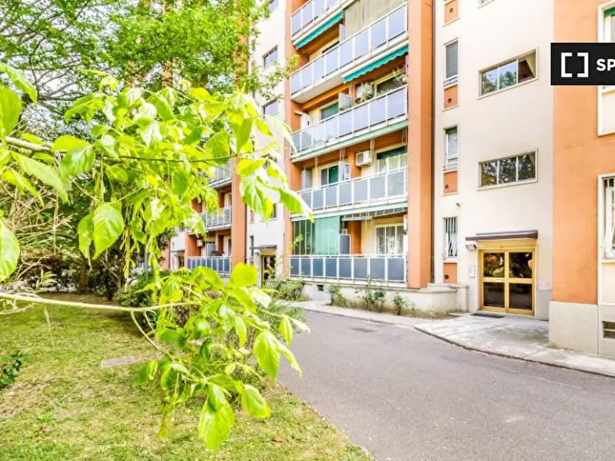 Immagine 13 di Camera condivisa in affitto  in Via degli Astri a Milano