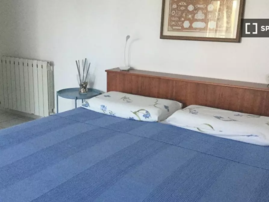 Immagine 1 di Camera condivisa in affitto  in Via Tiziano Vecellio a Formia