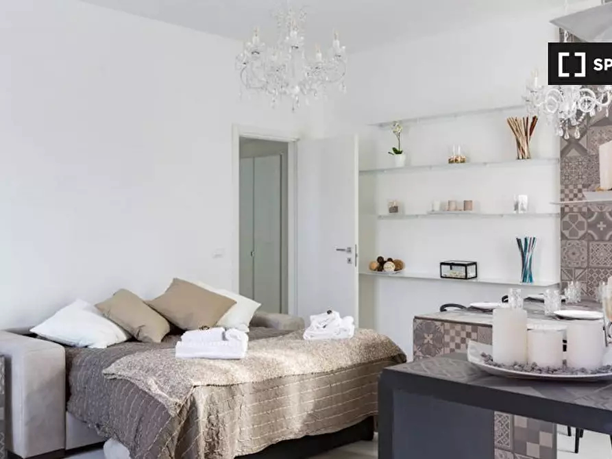 Immagine 9 di Appartamento in affitto  in Via Firenze a Roma