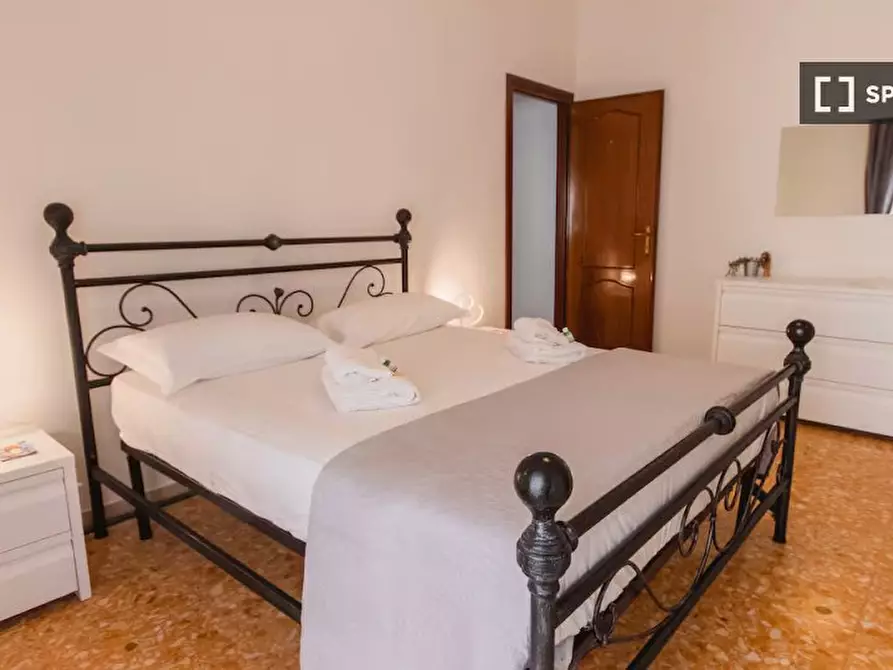 Immagine 15 di Appartamento in affitto  in Via Calpurnio Pisone a Roma