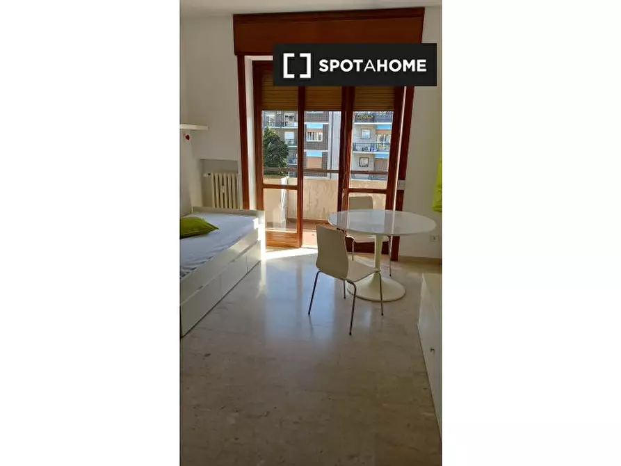 Immagine 9 di Appartamento in affitto  in Via Capo Palinuro a Milano